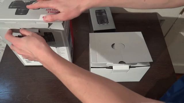 Canon EOS 650 В Zoom Kit смотреть онлайн