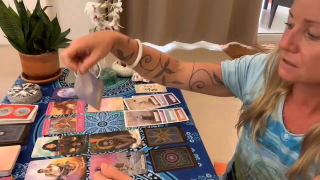 ?DAILY ENERGY UPDATE Emotional & spiritual! 25th September 2020 смотреть онлайн