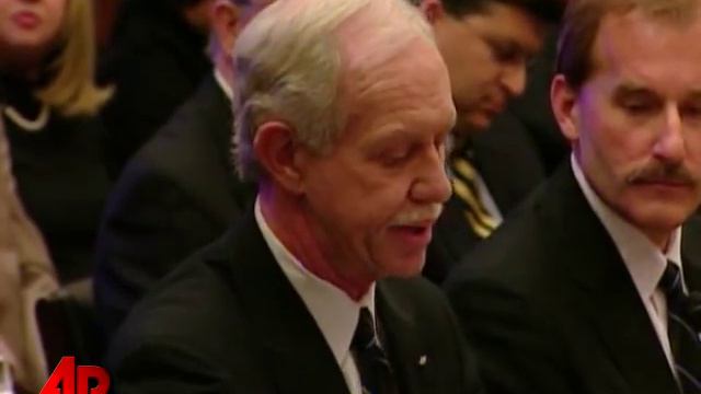Congress Gives Hudson Plane Crew Ovation смотреть онлайн