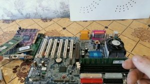 Сколько золота в материнской плате.