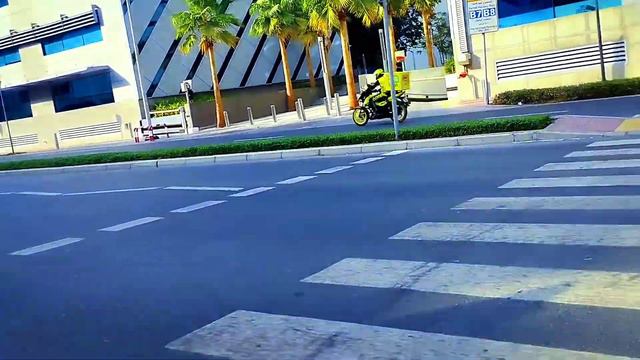 Dubai media city #uae Palm Beach Al falak stn DMC 7 and 8 the Business tower #Dubai#roed смотреть онлайн