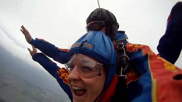 Tandem Skok - Marijana Mamic - Padobranski Sportski Klub Slobodan Pad смотреть онлайн