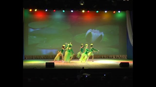 Ансамбль Дивертисмент г Муравленко Кувшинки смотреть онлайн