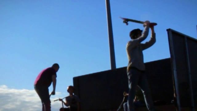 CANON 650D SLOWMOTION - FLIPPING SCOOTERS смотреть онлайн