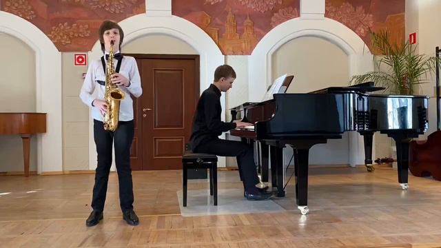 Михаил Велькин, 11 лет. 1. М. Перрен "Цыганская фантазия". 2. Р. Дриго "Серенада" смотреть онлайн