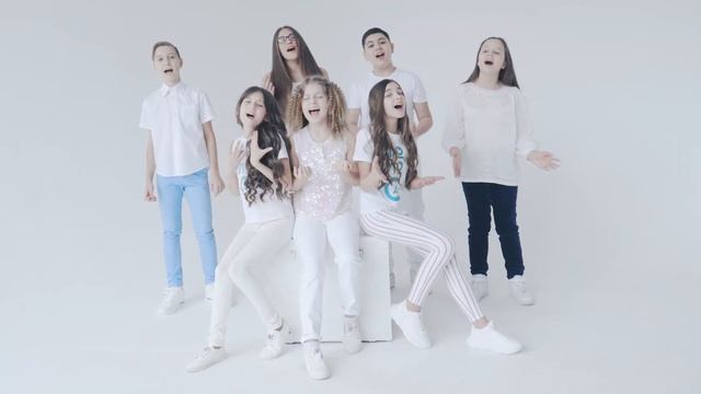 Образовательно-продюсерский центр "Голоса" - Мама будь всегда со мною рядом смотреть онлайн