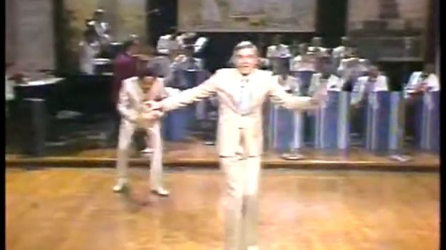 Music - 1983 - Gregory Hines + Steve Martin Tap Dance And Sing To Ready For Love - Live On NYC Stag смотреть онлайн
