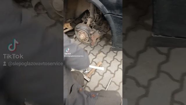 Замена шкива коленвала, Львов 0662351812,0673351812 SlepoglazovAvtoService смотреть онлайн