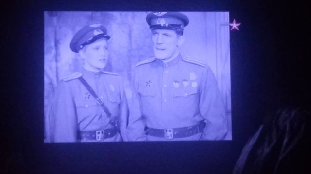 майорБулочкин и женский коллектив;)_ф.НебесныйТихоход_СССР смотреть онлайн