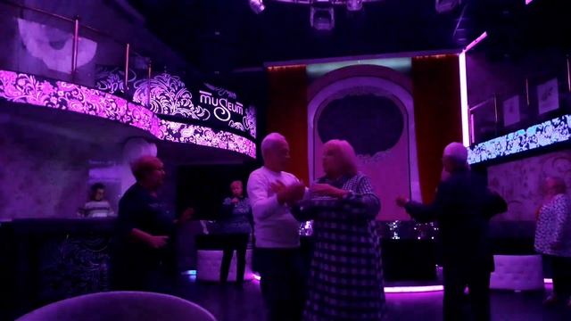 ОДОЛЖИЛА!? / КРАСИВЫЕ ТАНЦЫ! / ХАРЬКОВ 2020 смотреть онлайн