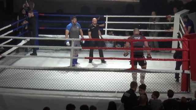 9. Рашид Рамазанов VS Котельников Максим. Fight RIOT смотреть онлайн