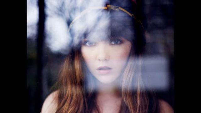 Erykah Badu featuring Rick Ross - Window Seat Take It Out Part II The Remix смотреть онлайн