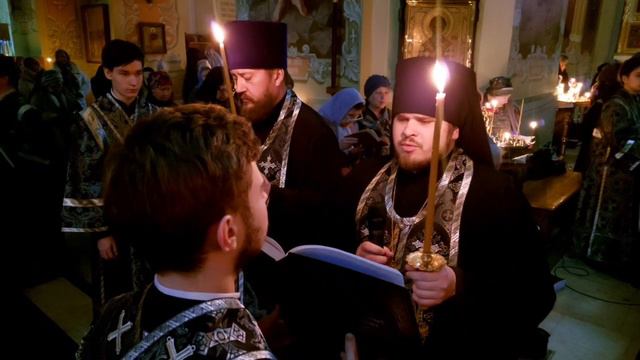 Митрополит Игнатий совершил повечерие с чтением канона преп. Андрея Критского в Покровском соборе смотреть онлайн