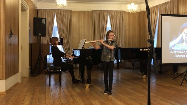 Р. Глиэр - Песня. Ю. Должиков - Полька из "Русской сюиты" смотреть онлайн