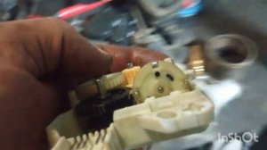 Ремонт заслонки печки Nissan Pathfinder, как всегда из того что под рукой.