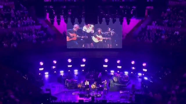 Eddie Vedder, Glen Hansard & Olivia Vedder - My Father’s Daughter (London 24/03/2024) смотреть онлайн