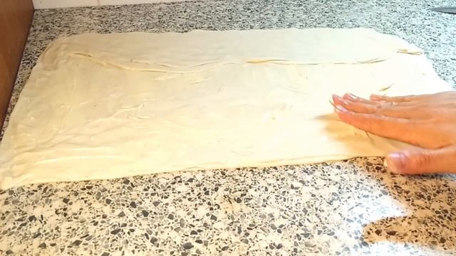 Домашняя самса с курицей. Рассыпчатая и слоистая. смотреть онлайн