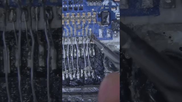 Repairing an Opel Astra Z16XEP ECU смотреть онлайн