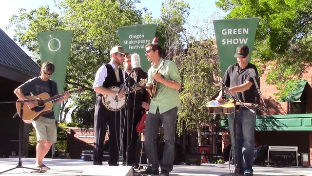 Green Show: Behind the Scenes with Eight Dollar Mountain (6/18/2014) смотреть онлайн