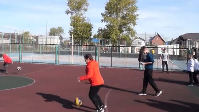 ВЕСЁЛЫЕ СТАРТЫ (04.10.2019) смотреть онлайн