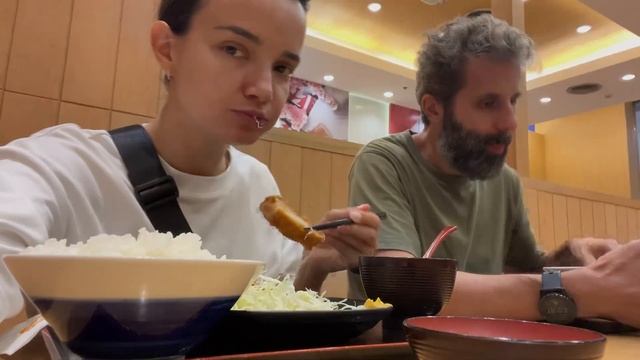 Сколько стоит питаться в ресторанах Таиланда? Обзор с ценами на сетевые места. смотреть онлайн