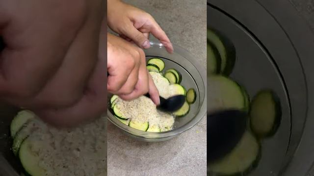 ZUCCHINE GRATINATE CON LIMONE E PARMIGIANO смотреть онлайн