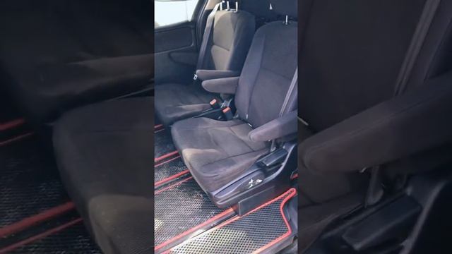 Toyota Voxy 2015года. Быстрый обзор авто. Автовыкуп автомобилей во Владивостоке. Честная вторичка. смотреть онлайн