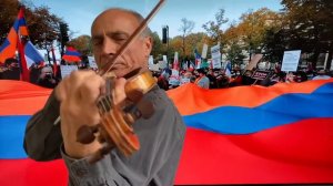Զարթնիր Լաո--Zartnir Lao