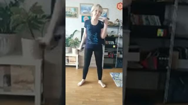 Скучаете? Много едите? смотреть онлайн