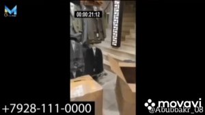 ЛЮДИ ПОМОГАЮТ ДРУГ ДРУГУ