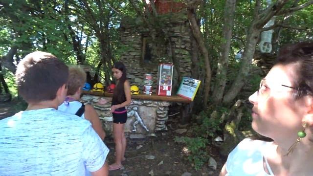 ГОТОВЫ УДИВЛЯТЬ - ОРЛИНЫЕ СКАЛЫ / ОРЛИНЫЕ СКАЛЫ МАЦЕСТА / АГУРСКИЕ ВОДОПАДЫ, ДОСТОПРИМЕЧАТЕЛЬНОСТИ смотреть онлайн