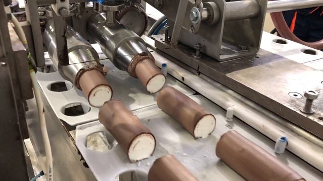 Как производят пломбир Бородино ГОСТ МясновЪ ФЕРМА