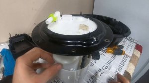 How to change the fuel filter on a Mazda 5