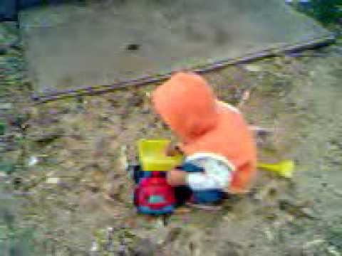 Егор помогает смотреть онлайн