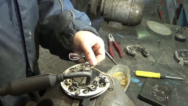 Меняем диоды в мосту(подкове) генератора. смотреть онлайн