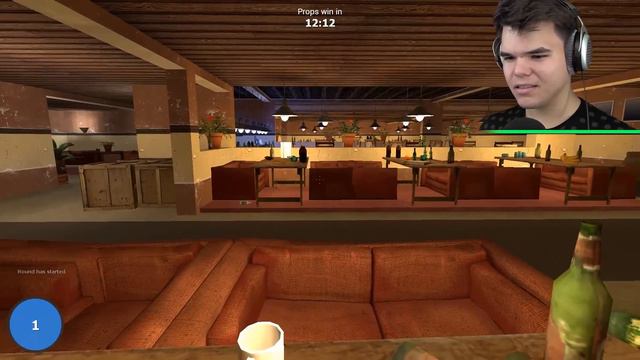 FIND THE SECRET HIDDEN BOTTLE! (Gmod Prop Hunt) смотреть онлайн