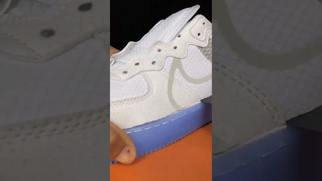 Disassemble a pair 100 dollars Nike Air Force 1 React White Light Bone смотреть онлайн