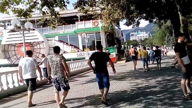 Набережная Геленджика август 2017 смотреть онлайн