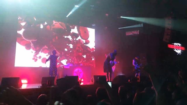 Клуб 1930 2RBINA 2RISTA Кровавая баня смотреть онлайн