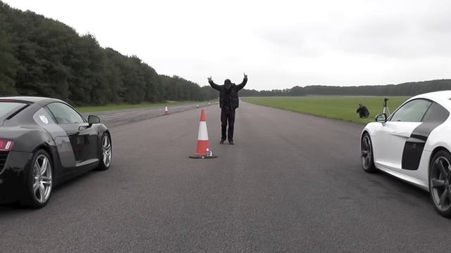 Audi R8 V8 Vs Audi R8 V10