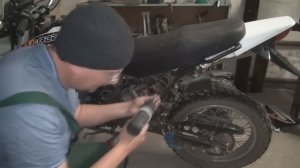 Как снять седло на мотоцикле Рейсер Пантера