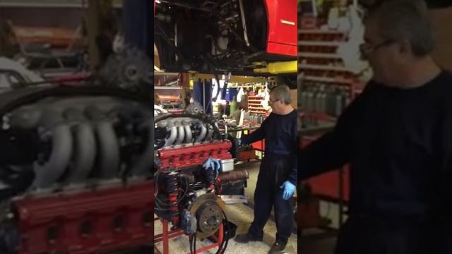Master tech performing a major service on a Ferrari Testarossa смотреть онлайн