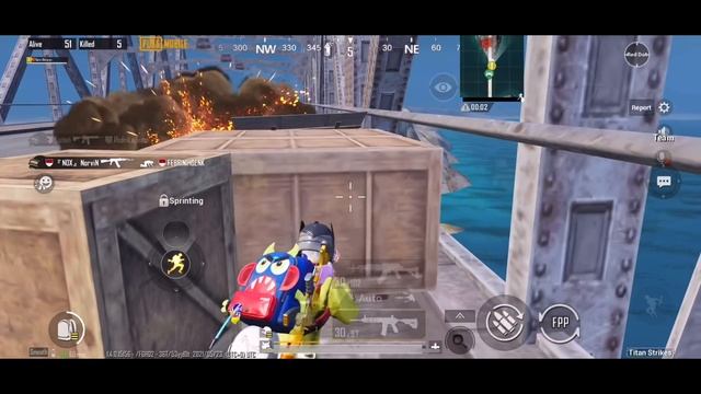 HANDLE PANIC SITUATION? ⚡ Classic Highlight | 5 Finger Claw | PUBG MOBILE смотреть онлайн