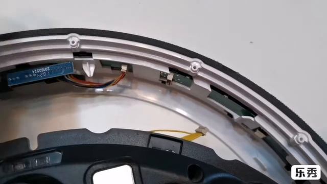 Ремонт датчика LDS на роботе пылесосе Deebot d55 смотреть онлайн