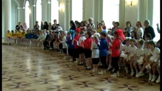 №4. "Танец с флажками" (Спортивные танцы — ВО) смотреть онлайн