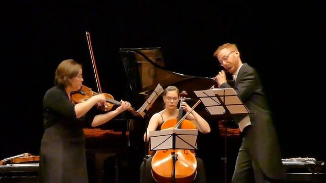 Erwin SCHULHOFF - Concertino смотреть онлайн