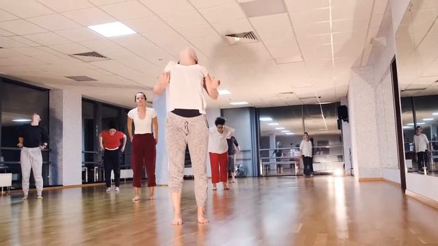AV Dance Project смотреть онлайн