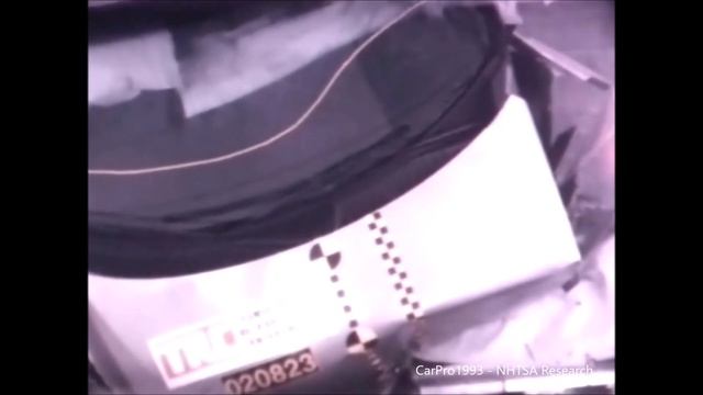 1999-2002 Nissan Quest / Mercury Villager NHTSA Moderate Overlap Crash Test (56 Km/h) смотреть онлайн