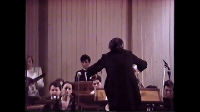 В.А.МОЦАРТ. РЕКВИЕМ для солистов, хора и оркестра. Хор и оркестр РАМ им.Гнесиных,дирижер В.СЕМЕНЮК. смотреть онлайн
