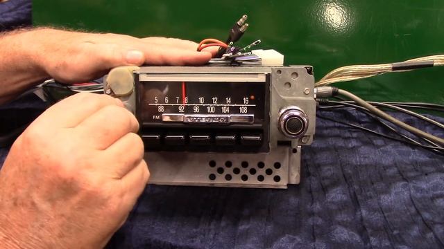 1969 Ford Mustang Shelby GT500 original AM/FM radio смотреть онлайн